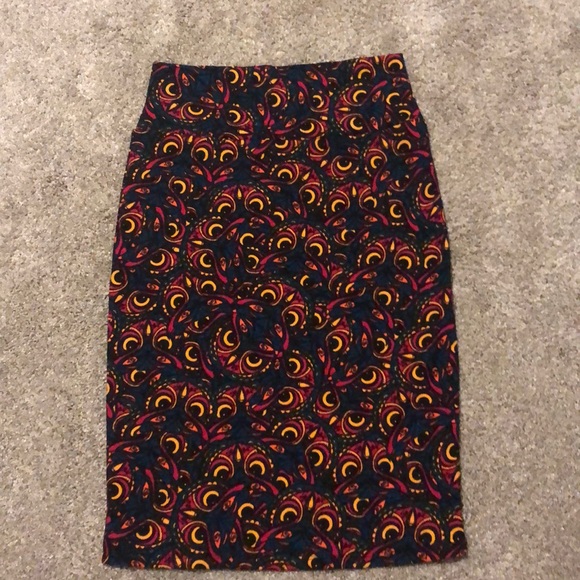 LulaRoe Owl Skirt XS - Picture 2 of 3
